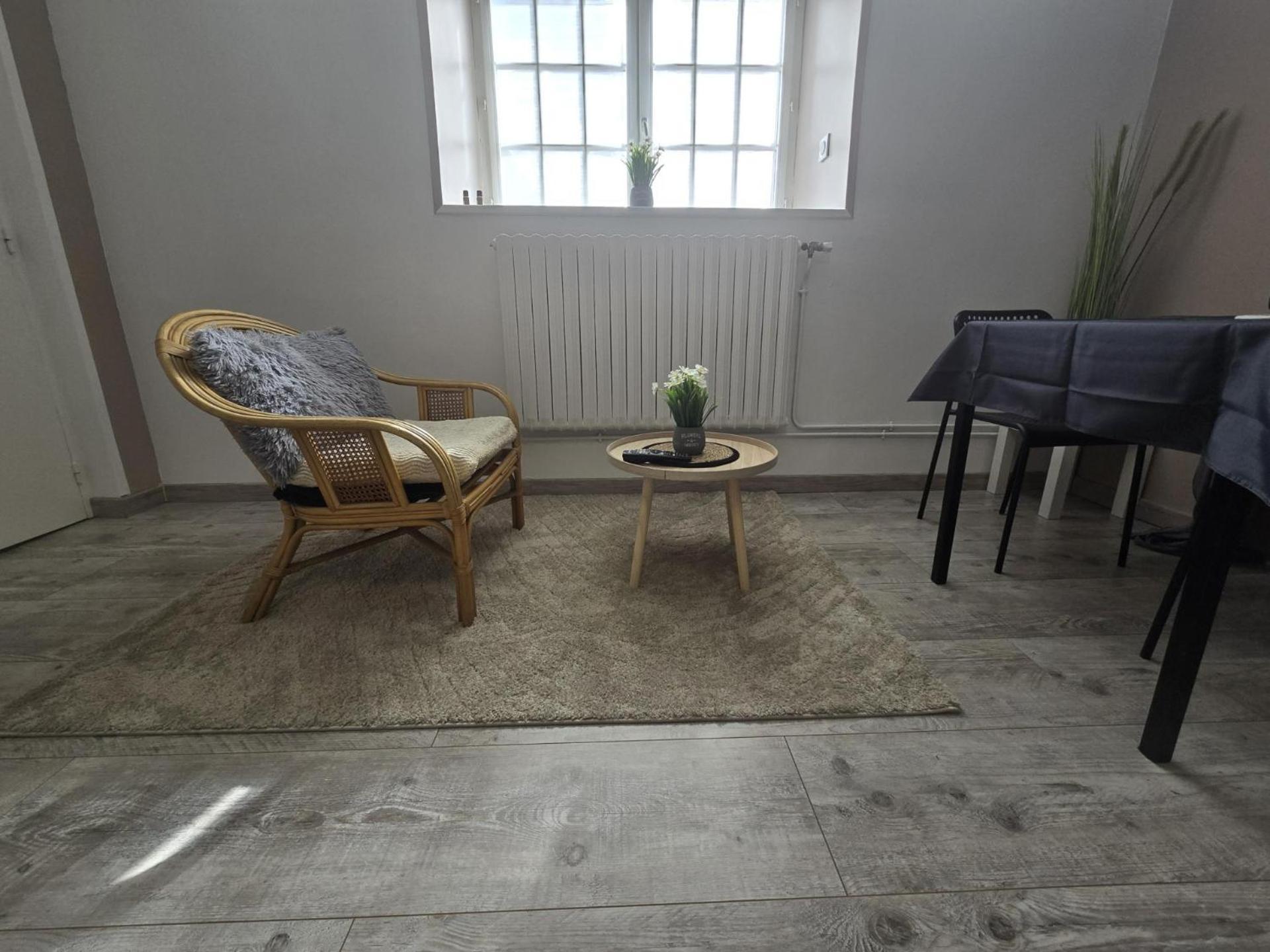 Chambre Villa * Waziers