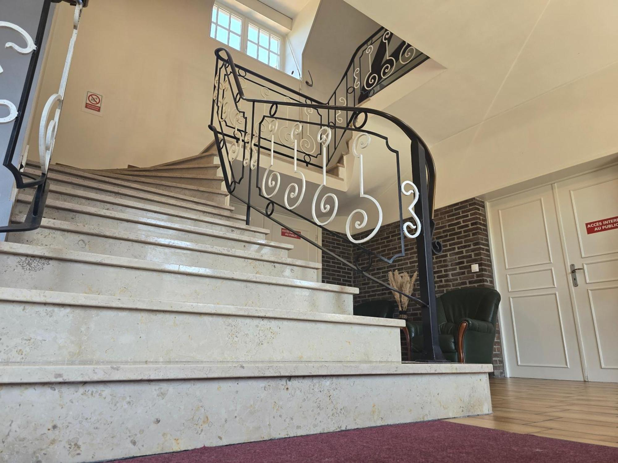 Chambre Villa * Waziers
